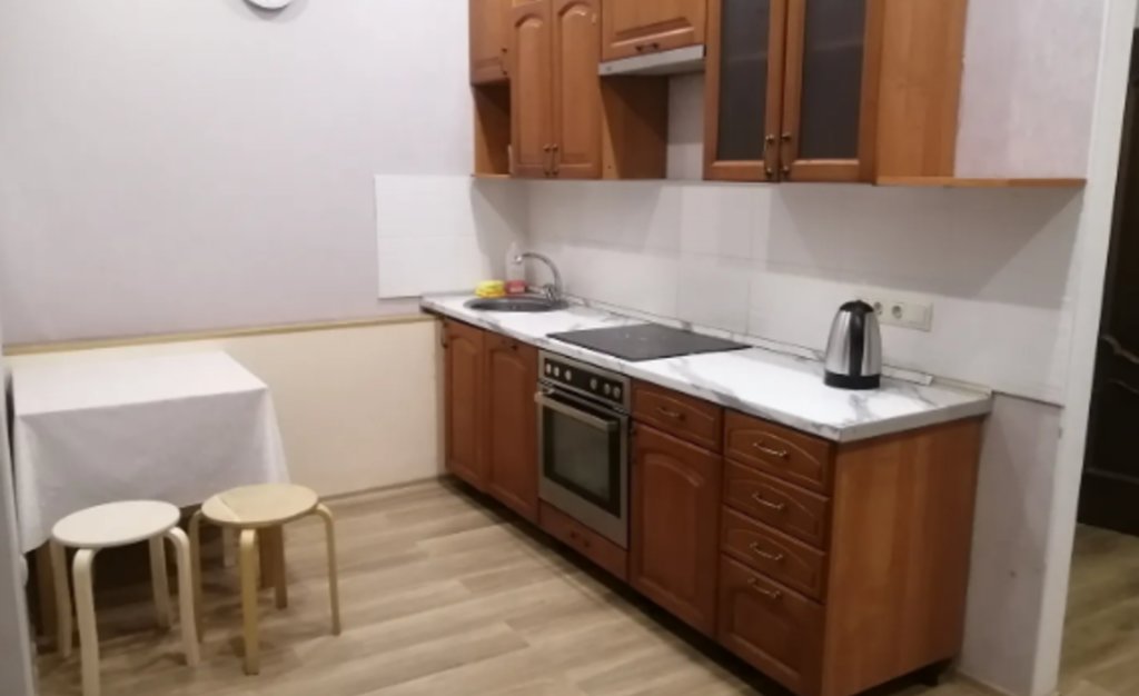 Реутов: Сеть гостевых квартир на улице Некрасова 17