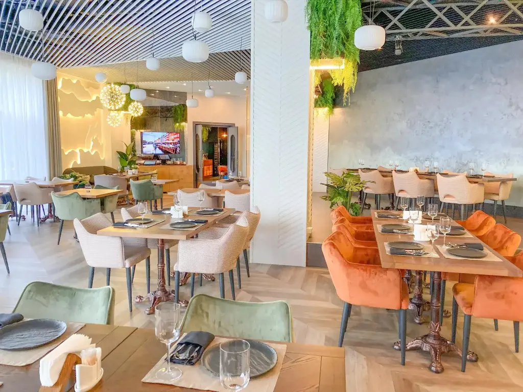 Светлогорск: Sun City Apartments (Сан Сити Апартментс) на улице Ленина 52