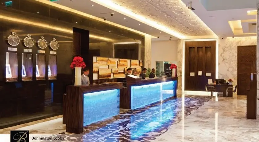 Дубай: Bonnington Hotel and Residence JLT