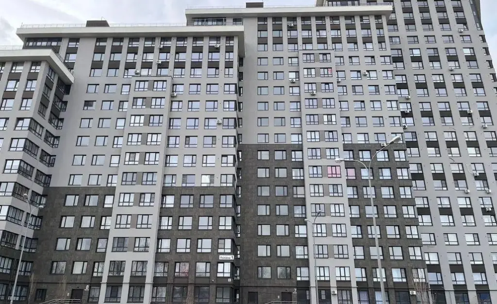 Рязань: Апартаменты на улице Александра Полина 1