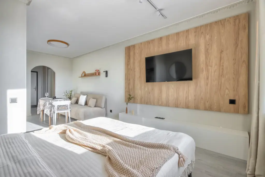 Санкт-Петербург: Апартаменты MyhomeYourhome на Большеохтинском пр-те 15к2
