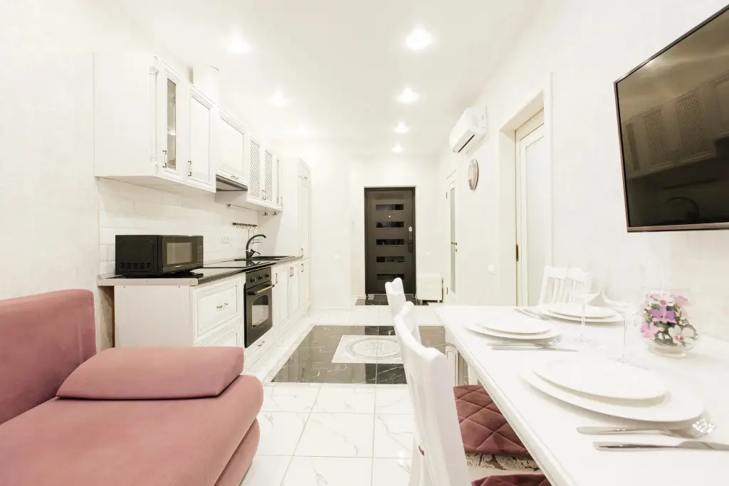 Апартаменты Red Apartments Нижнеимеретинская 137А Армада — фото 1