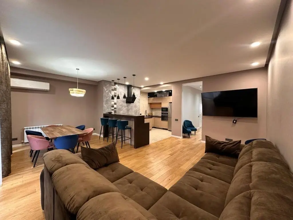 Ереван: Апартаменты 2 Bedroom Apt On Republic Square