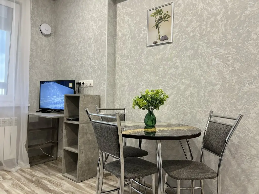 Иркутск: Квартира Евро 2-ком Дальневосточная 166/4-61 Иркутск Набережная КакДома