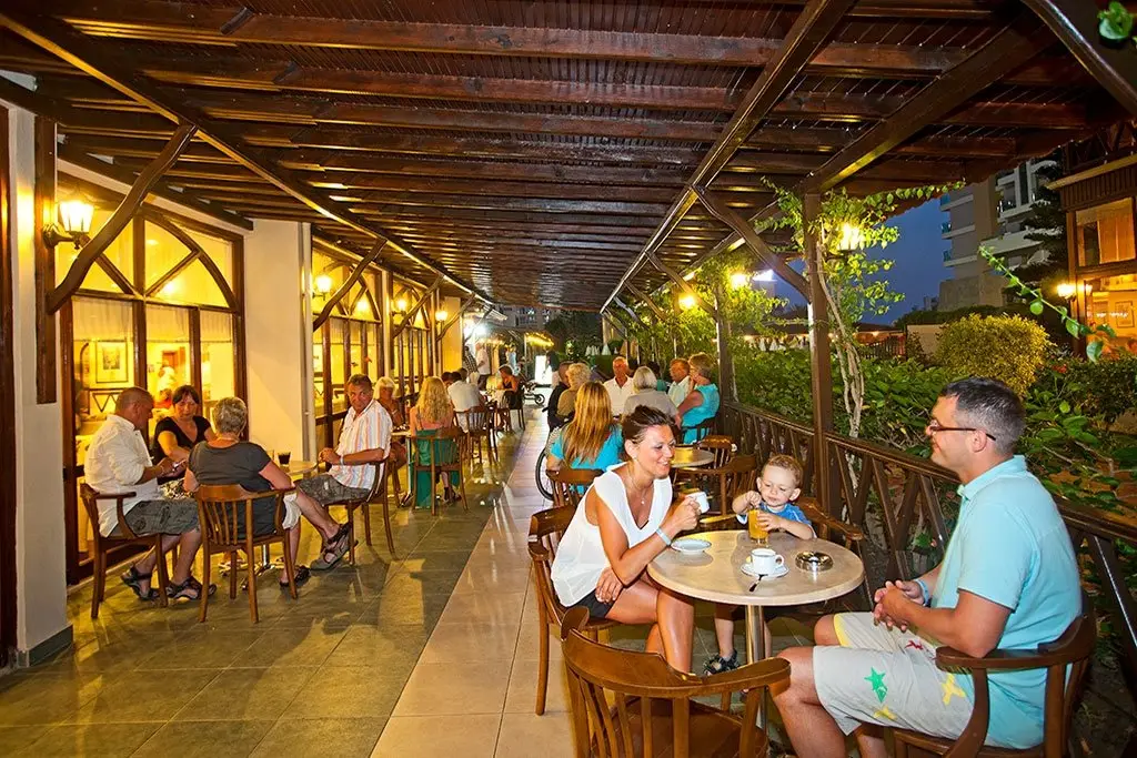 Villa Sunflower Beach Hotel - All Inclusive — фото 1