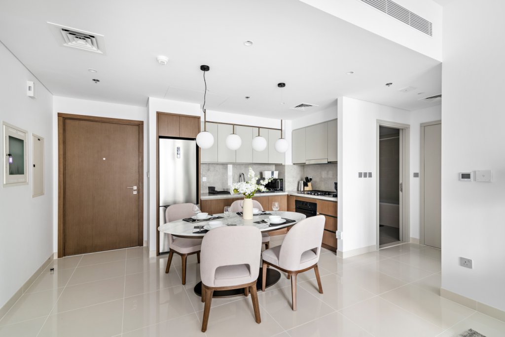 Дубай: Апартаменты Stonetree Beach Isle Tower 2