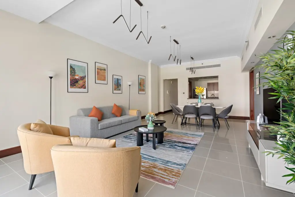 Апартаменты StoneTree Stylish 2BR Beach Access at Fairmont — фото 1