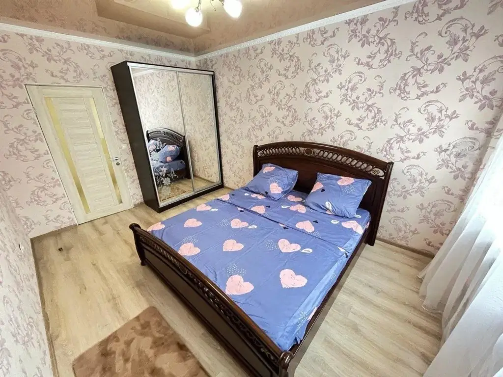 Атырау: Qazaq House (Казак Хаус) на улице Академика Бинеша Жарбосынова 85