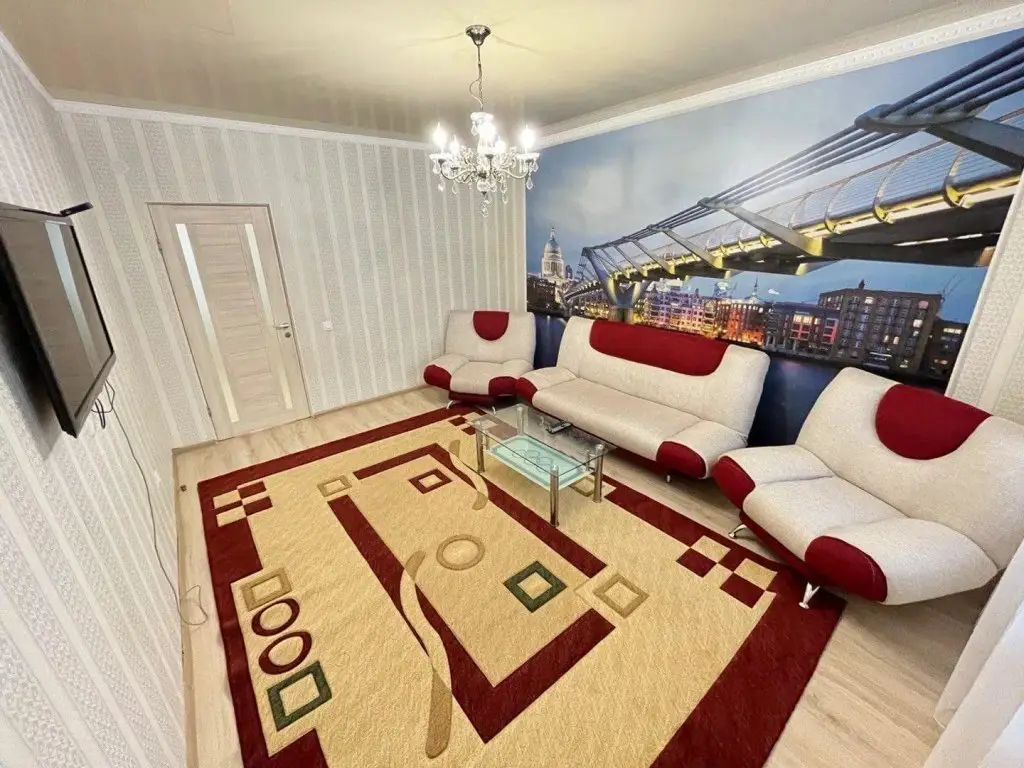 Атырау: Qazaq House (Казак Хаус) на улице Академика Бинеша Жарбосынова 85