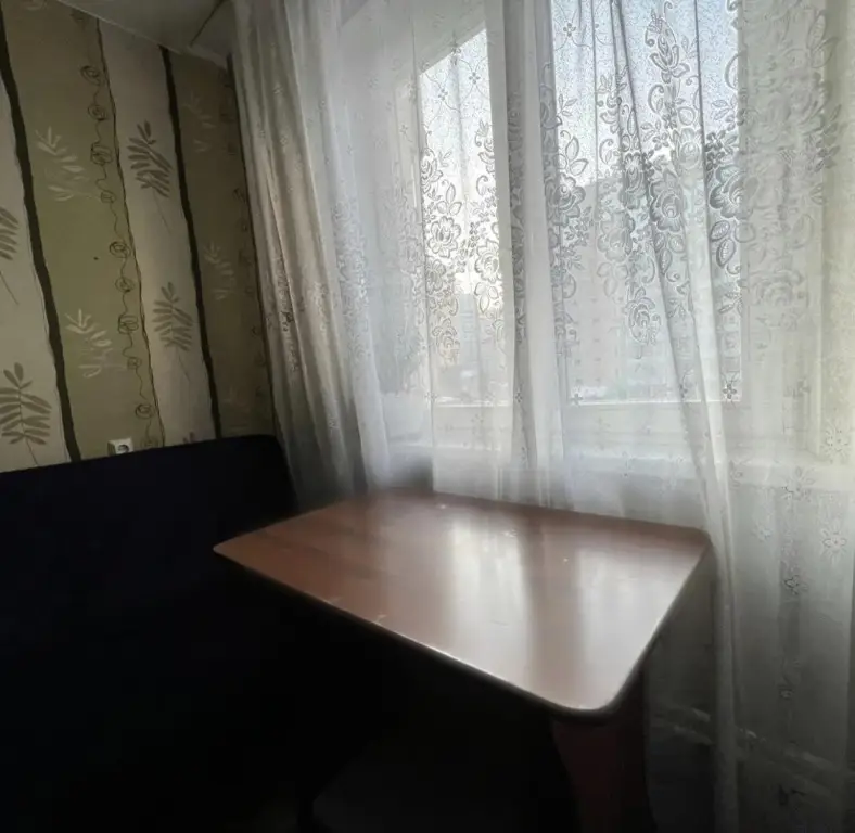 Красноярск: Саквояж на улице 3 Августа 24