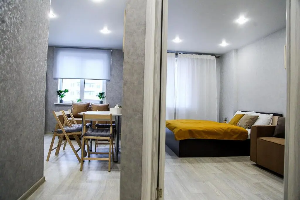 Волгоград: Volga Apartments на улице Гамзатова 19