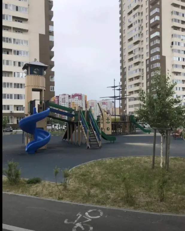 Тюмень: Гостим Посуточно на улице Вадима Бованенко 3