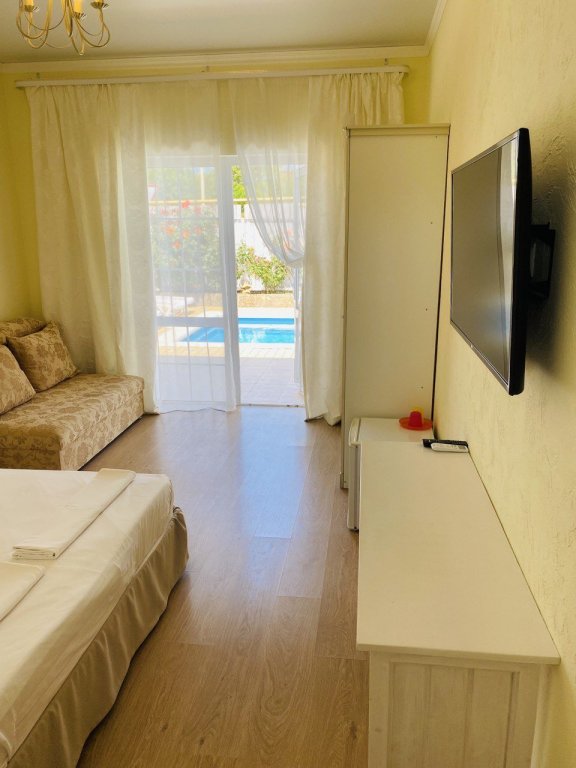 Геленджик: Гостевой дом Villa La Rose de Provence Hotel