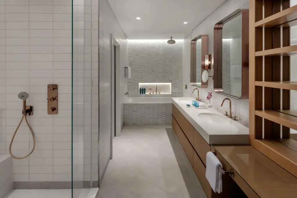 Дубай: Hilton Dubai Creek Hotel & Residences