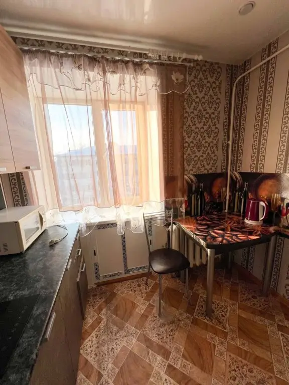 Алапаевск: Квартира Двухкомнатная на Фрунзе (в центре)