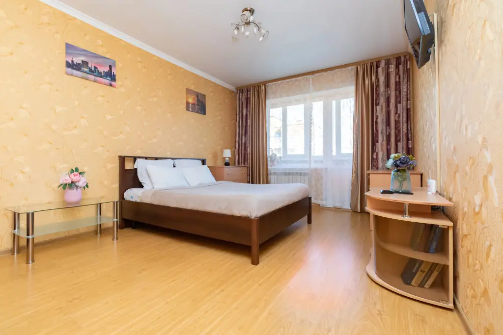 Омск: Апартаменты Крупской, 27к1