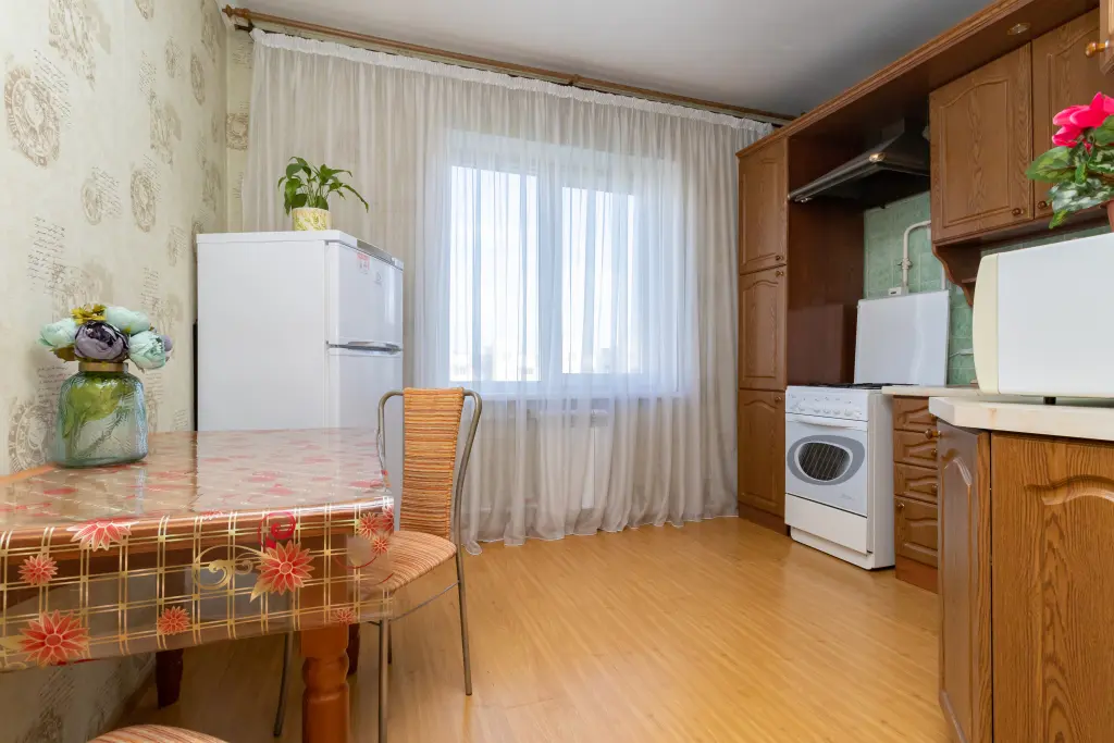 Омск: Апартаменты Крупской, 27к1
