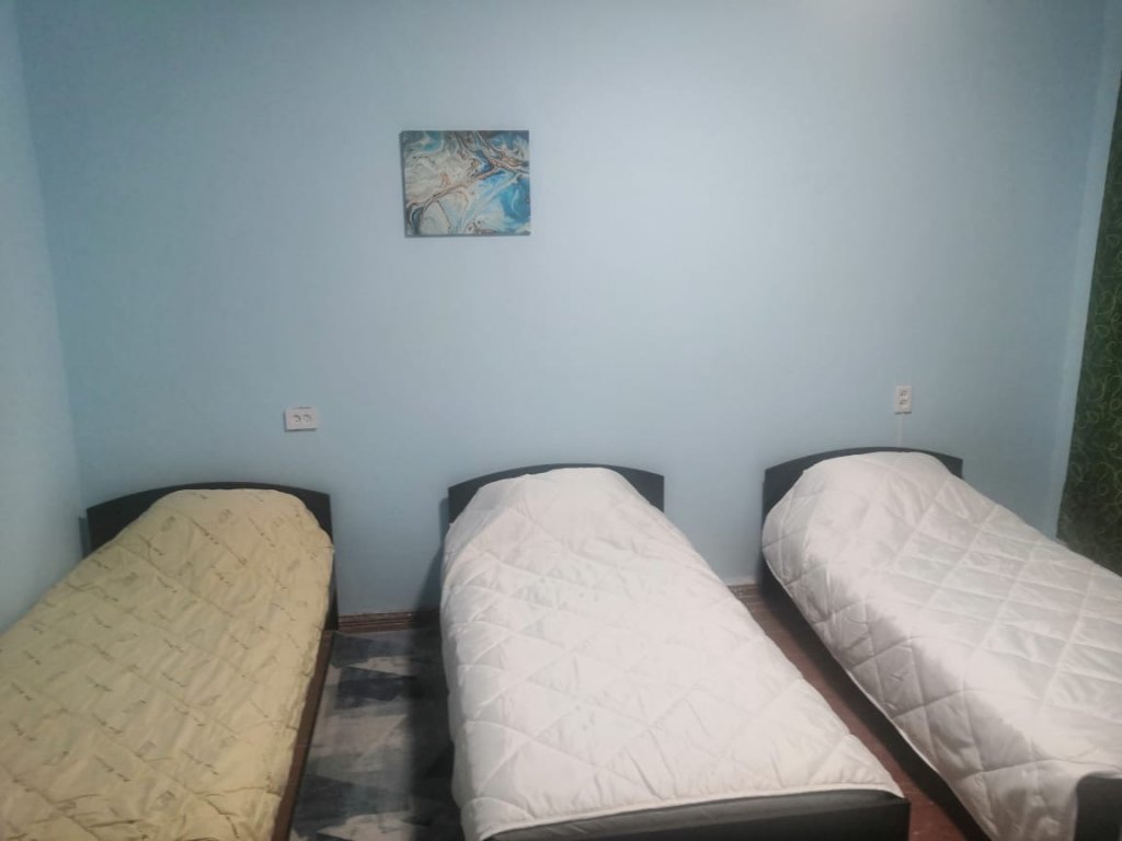 Кировск: Квартира 3-х комнатная на Олимпийской 79