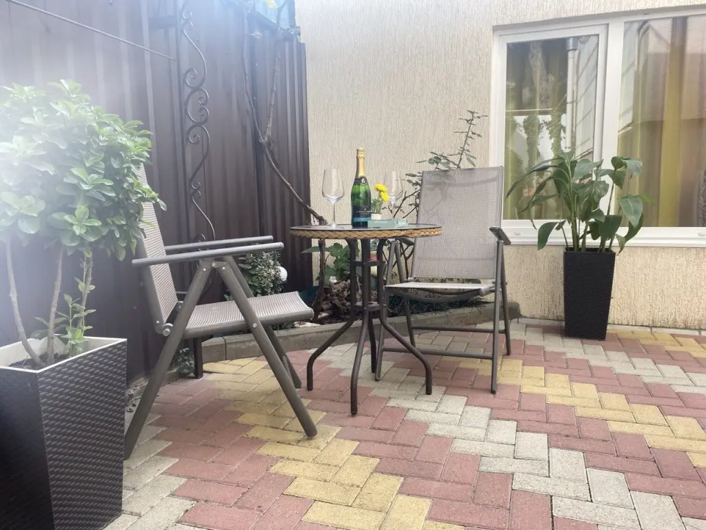 Геленджик: Гостевой Дом Тургенев