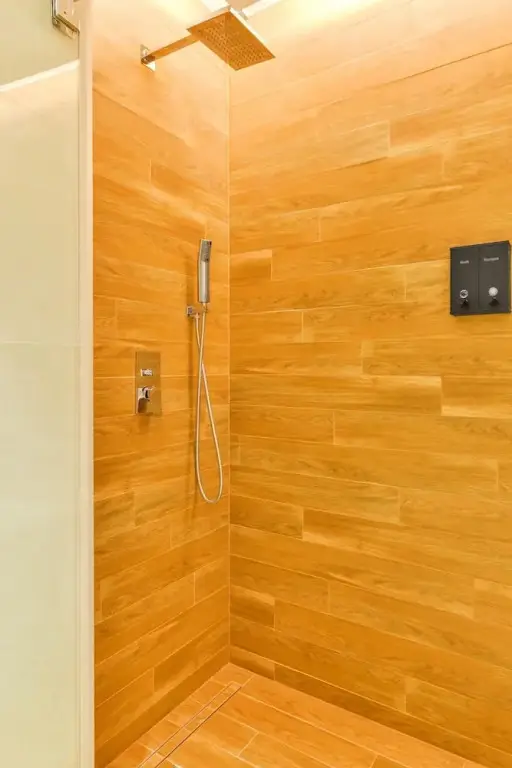 Дубай: Elegant 2BR with maids room and Ain View