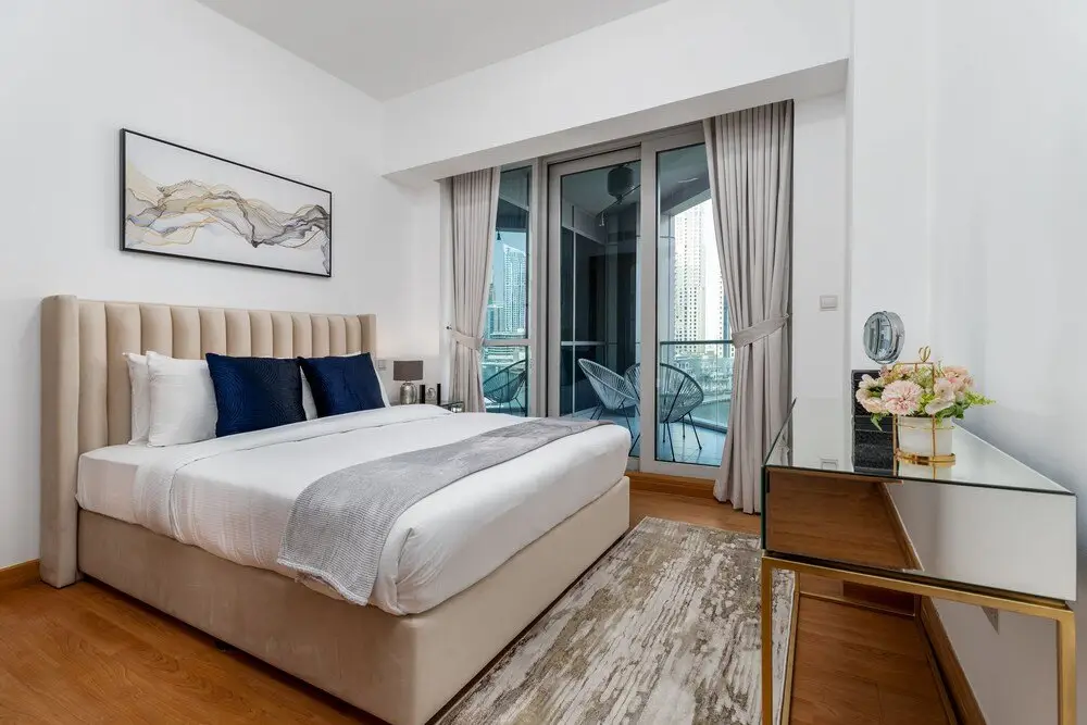 Дубай: Maison Privee - Sleek Apt with Dubai Marina Vws & Premium Facilities.