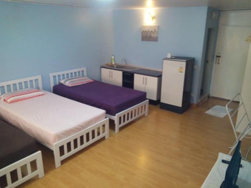 Паккрет: Room in Apartment - 2 King Beds With Taxi Meet&greet Service