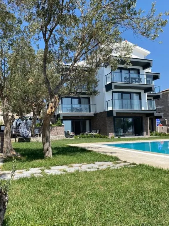 Бююхусун: Assos Luna Houses