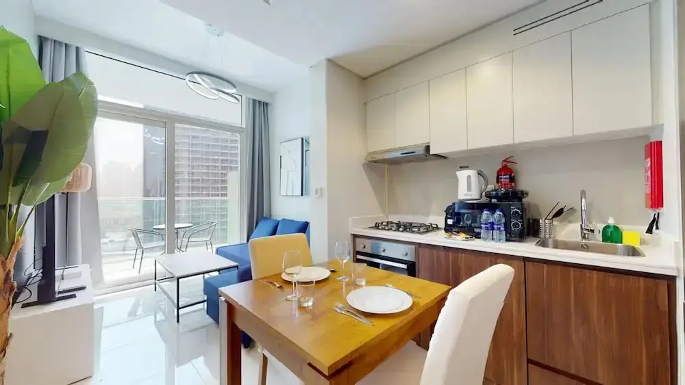Дубай: Business Bay Reva Residences 1021 (No Front Desk)