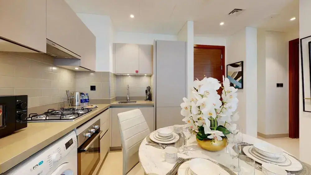 Дубай: Al Meydan Creek Vista Reserve B 306