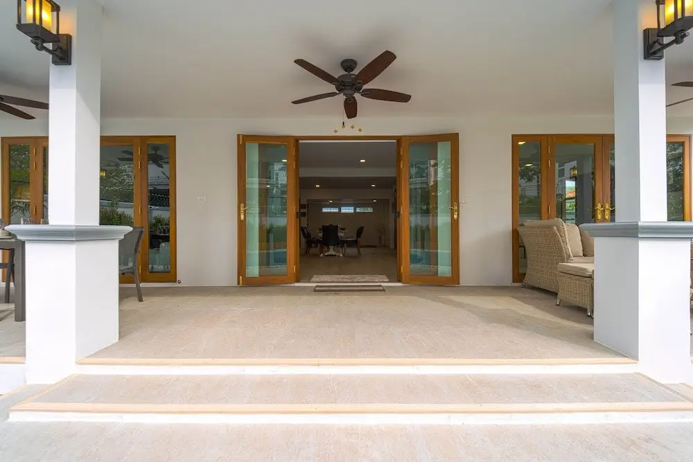 Хуахин: 5 Bedroom Pool Villa In City Center- BV1