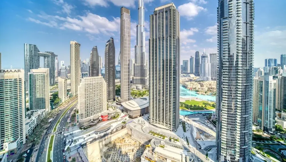 Дубай: 3BR M Downtown Retreat Overlooking Burj Khalifa, Dubai