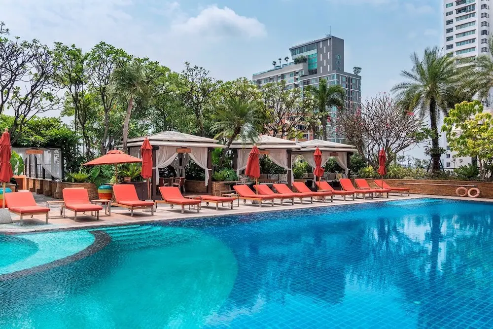 Бангкок: 1 Bed Serviced Skyvilla With View