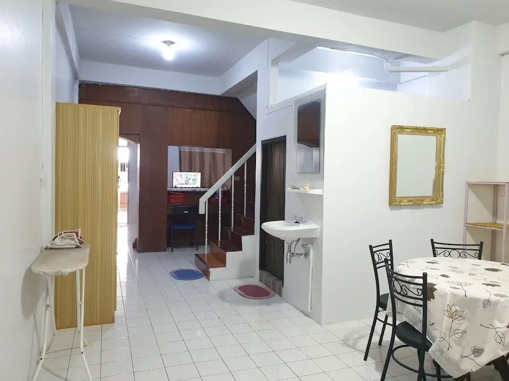 Хатъяй: 7-7 House Classic House for Family