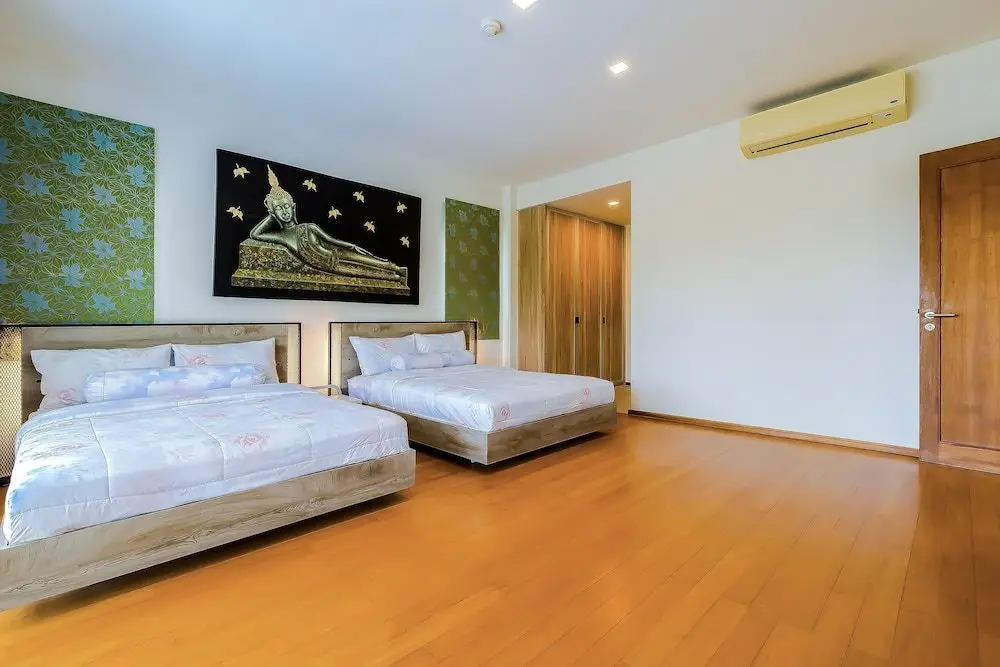 Чаам: 7 Bedrooms Mansion on The Golf Course-JB