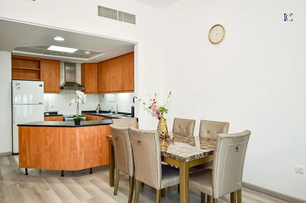 Дубай: Budget 1Bed Apt near to Metro Stn - MOG
