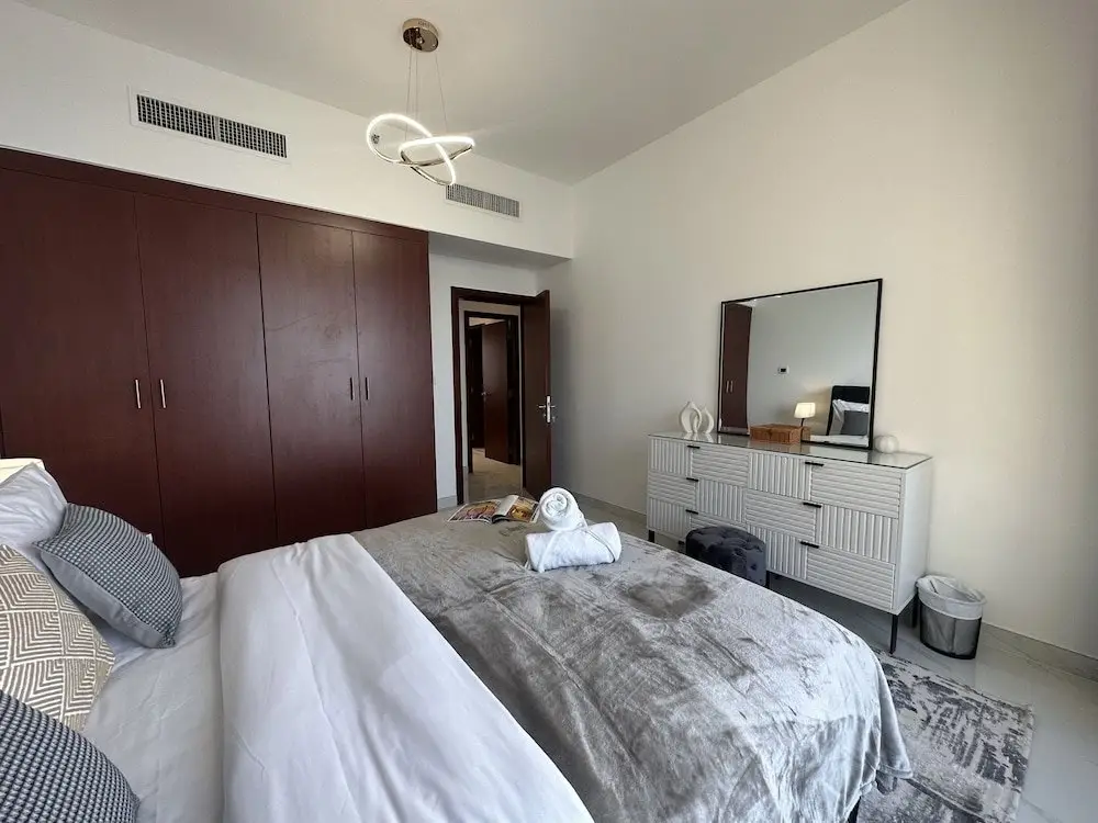 Дубай: Manzil - Modern 3BR Home in JBR, Beach Front