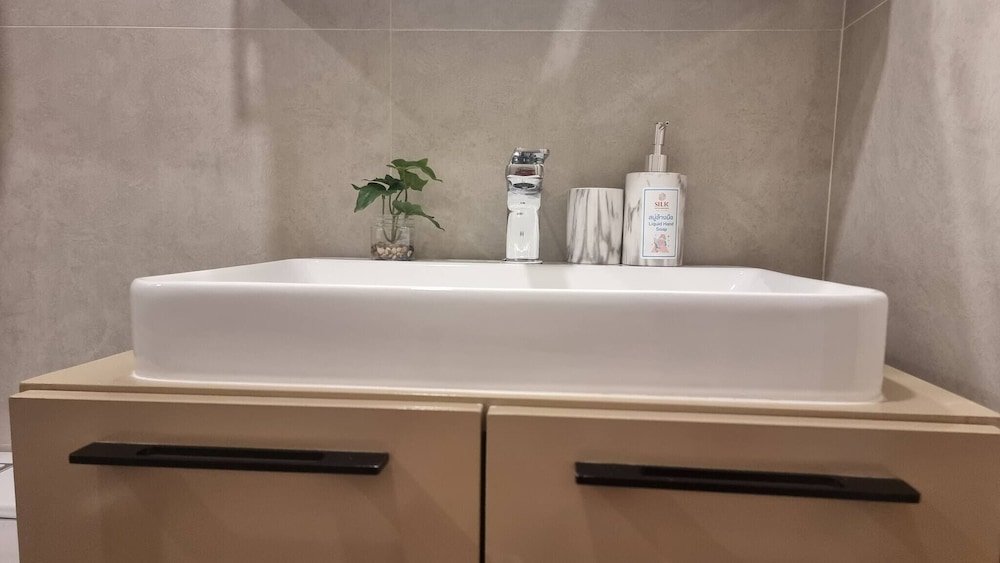 Краби: B505-top Floor Pool View 1 Br At Ao Nang Beach
