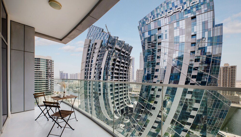 Manzil - Designer 1 BR Apt near Burj & Dubai Mall — фото 1