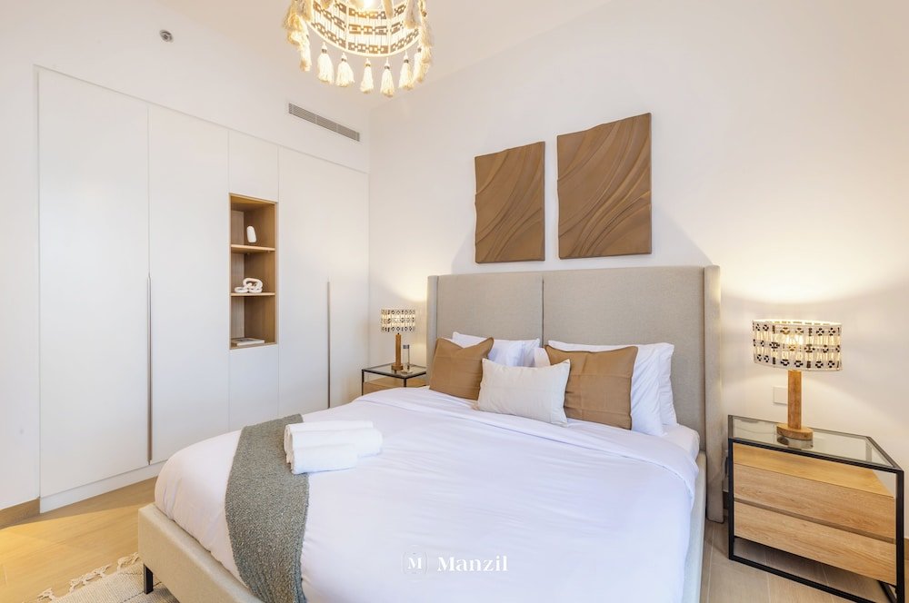 Manzil - 1BR | Near La Mer Beach | Pool & Sea View — фото 1