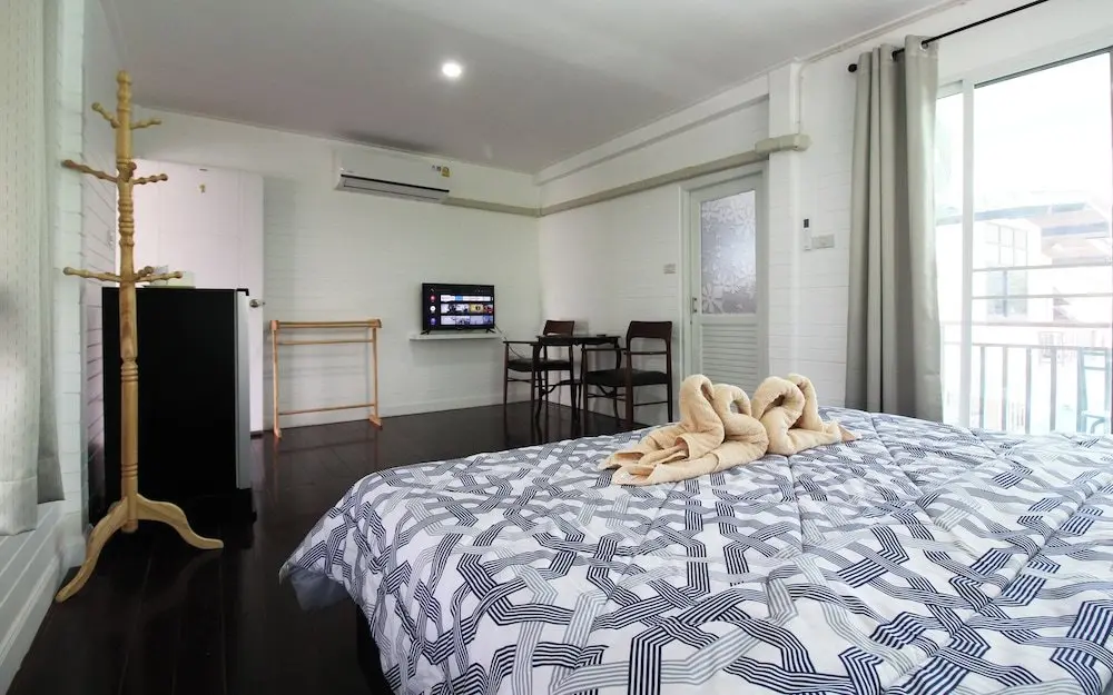 Аюттхая: Room in Guest Room - Baan Khunphiphit Homestay No2229
