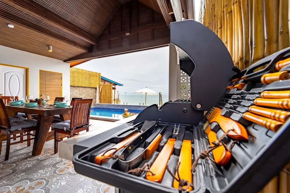 Чаам: Beach Front Villa with 3 Bedrooms - CA3