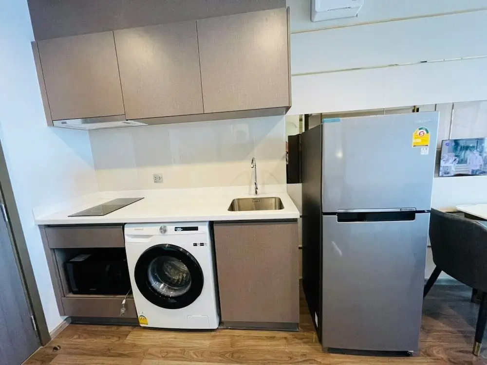 Бангкок: 1 bed plus condo near JJ market