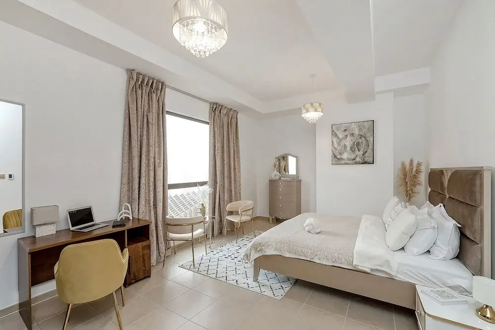 Дубай: 2BR apartment 2 minutes to beach Amwaj 4