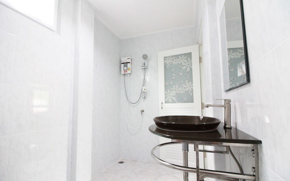 Аюттхая: Room in Guest Room - Baan Khunphiphit Homestay No3370
