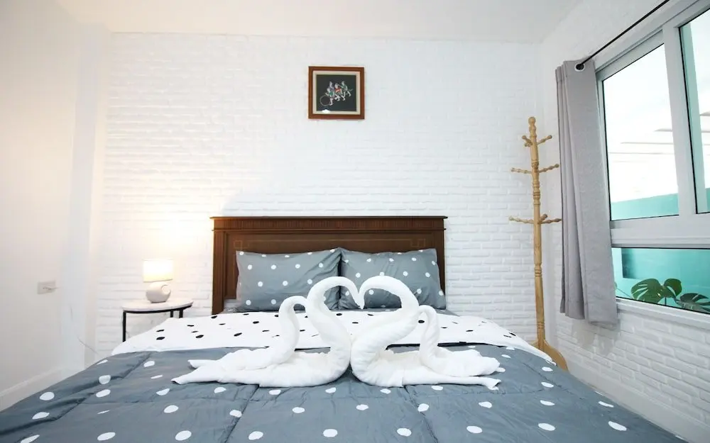 Аюттхая: Room in Guest Room - Baan Khunphiphit Homestay No3351
