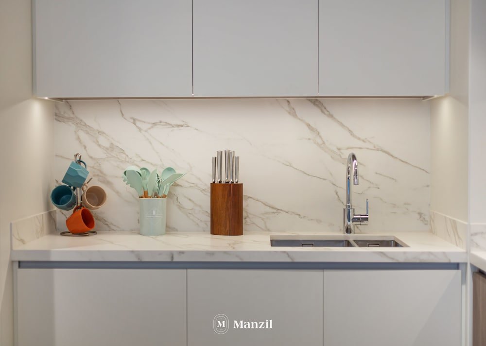 Дубай: Manzil - Stylish 2Br In Palm Jumeirah W Beach View