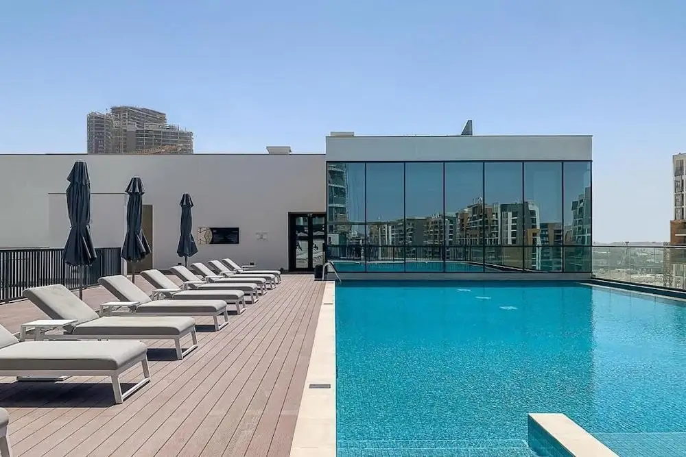 Дубай: Manzil - Sleek 1BR nr Downtown w Burj views