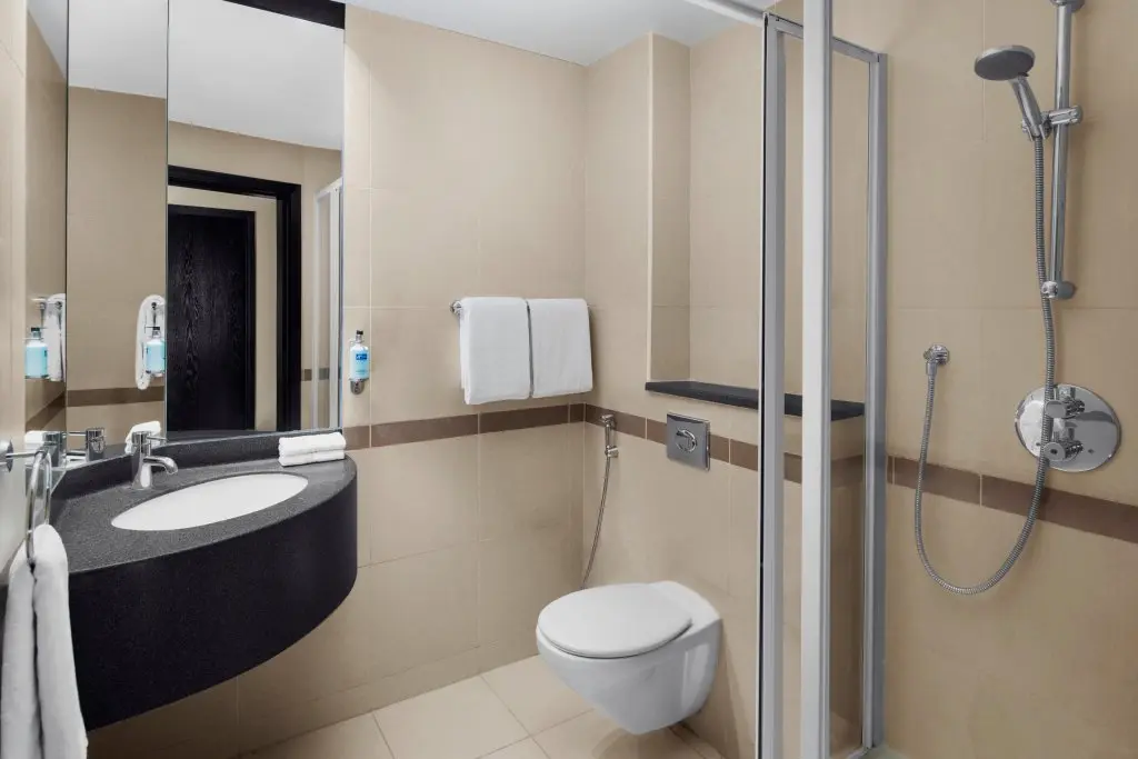 Дубай: Отель Holiday Inn Express Dubai Jumeirah an IHG Hotel