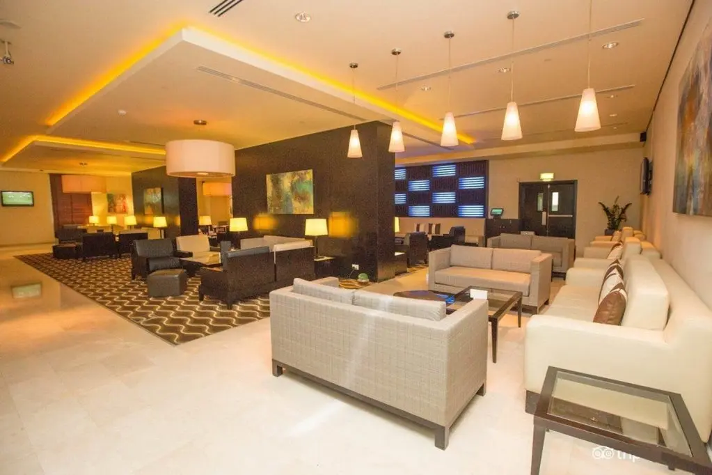 Дубай: Отель Holiday Inn Express Dubai Airport an IHG Hotel