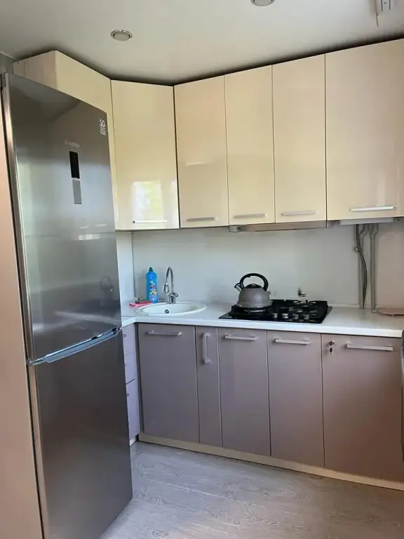 Минеральные Воды: Rent.Min-Vody (Рэнт.Мин-Воды) на улице Ленина 10